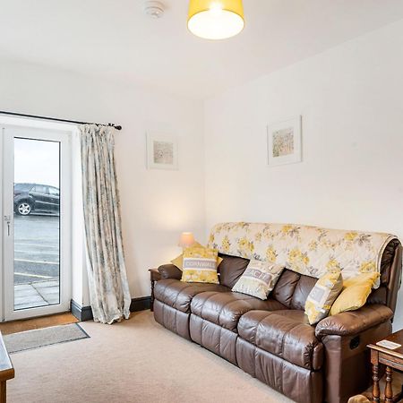 Journeys End With Stunning Sea Views From The Headland Villa Coverack Bagian luar foto