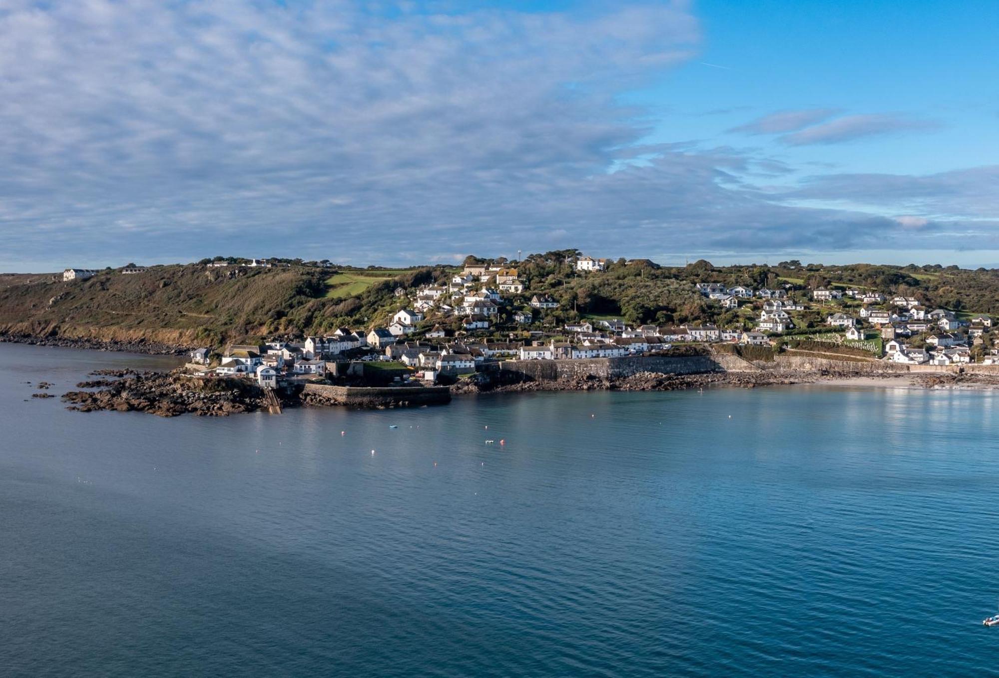 Journeys End With Stunning Sea Views From The Headland Villa Coverack Bagian luar foto